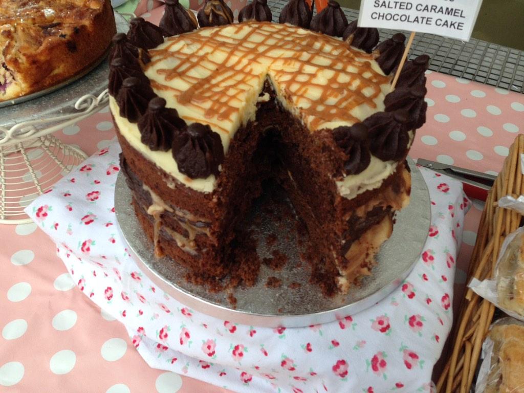 mardenbakery's tweet photo. Up and running at @DevizesFM  with Katie helping today http://t.co/brJG0SK5PK