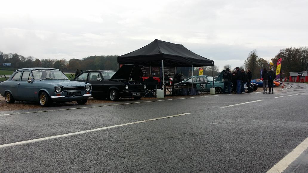 HpeHarris's tweet photo. HPE @ TKC Kitcar day at Brands Hatch http://t.co/fd4CQDrTz2