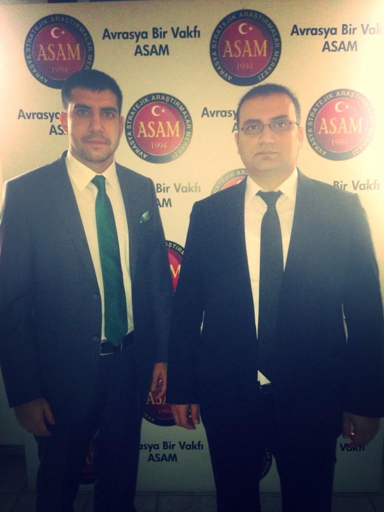 ccboyraz's tweet photo. Genç Beşiktaşlılar Grubu Başkanı Ali Büyükasar ile Avrasya Stratejik Araştırmalar Merkezi toplantısında buluştuk. http://t.co/vGOpQsOphk