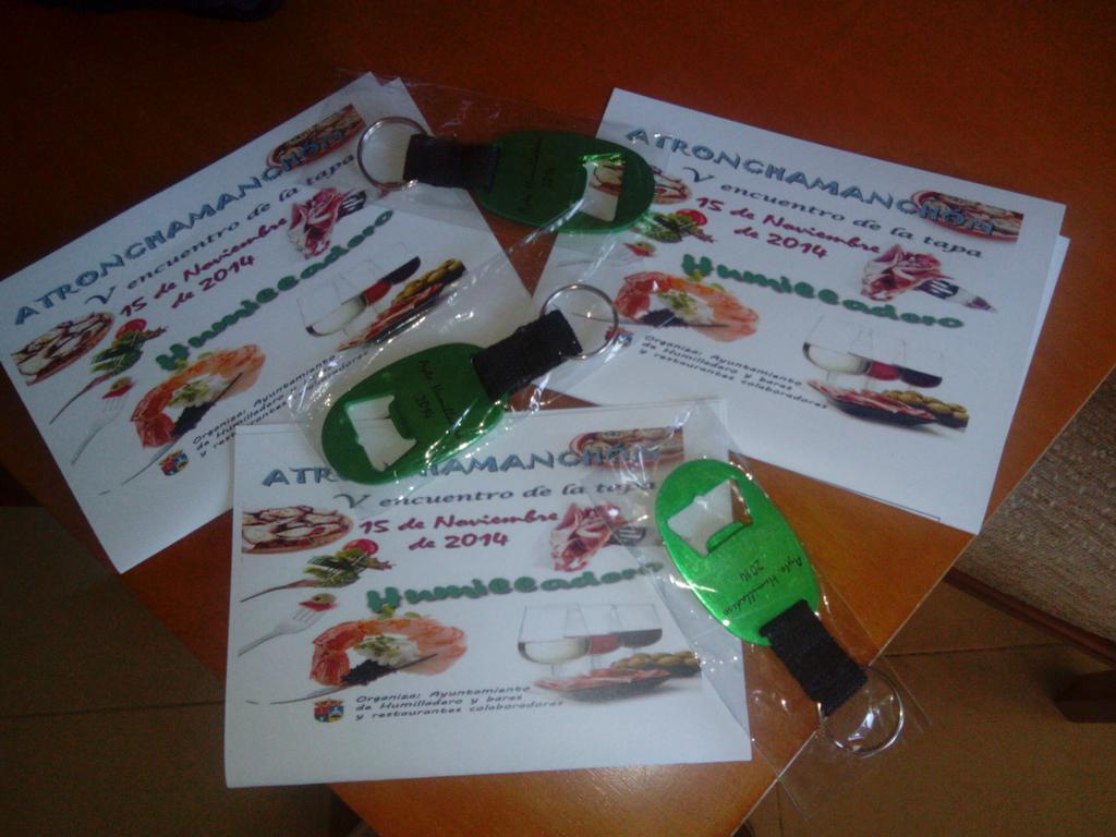 Andreiitae93's tweet photo. Ya las tenemos @Miiriperez @MayteQuiros http://t.co/CR52rl7HA2