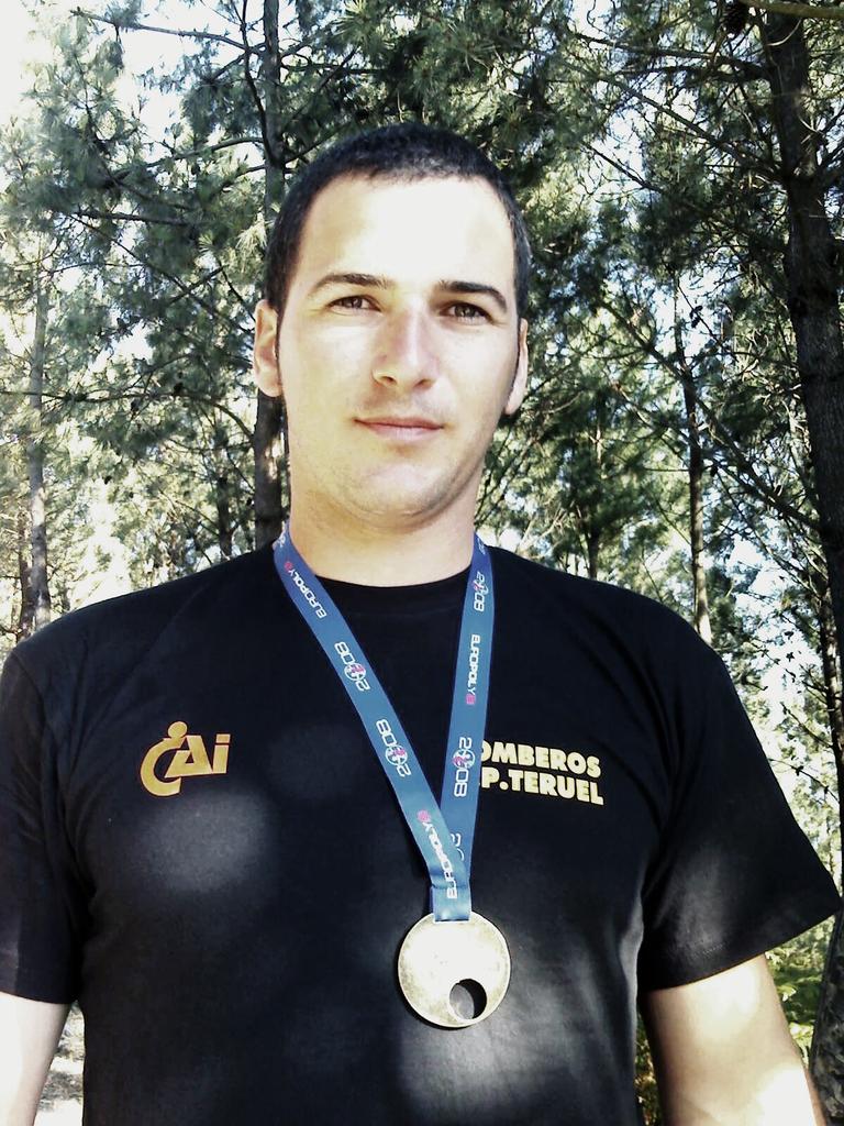 adrian_berge's tweet photo. 6/2008 europolib (european police and fire games? Gold medal  F.U. #shooting there aren't #sportingclays jeje http://t.co/tlg7sXH28T