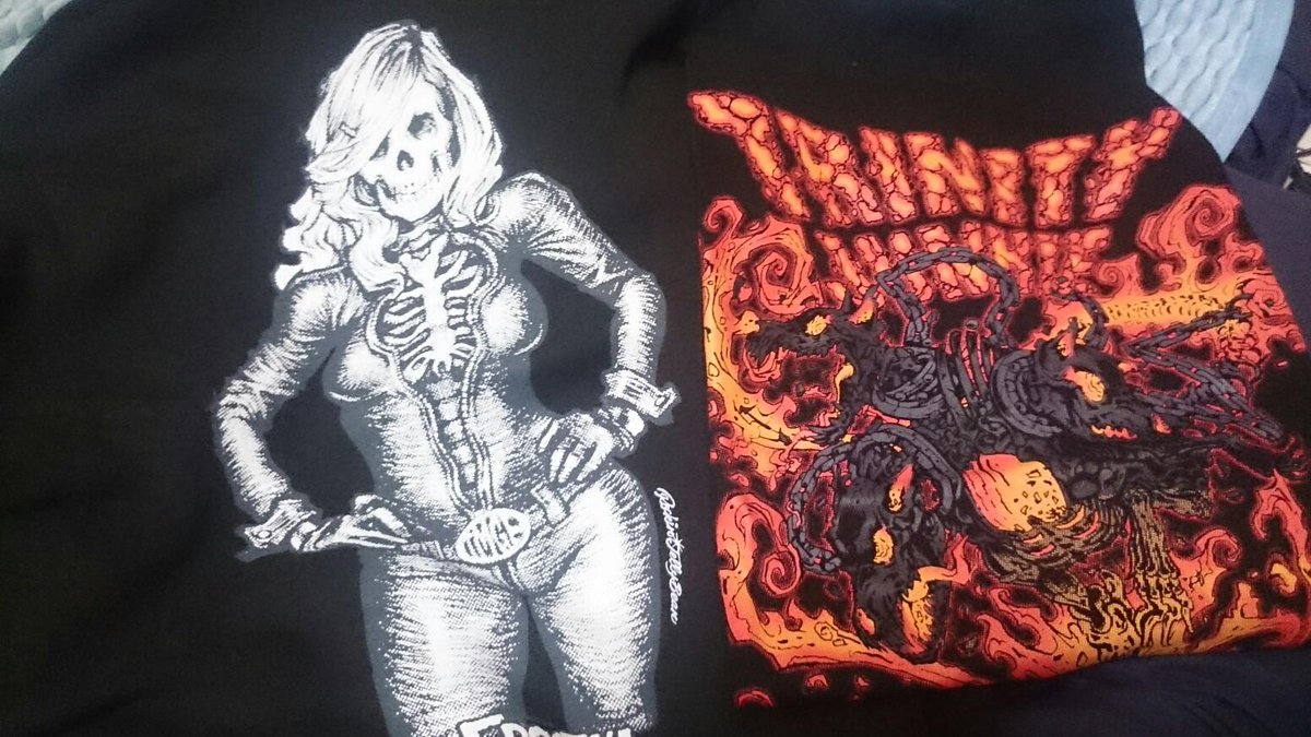 onibrahma's tweet photo. うぷすんの忘れてた。昨日の戦利品。
アンハーで❤ #UNDEADHEART #SCRIBBLEJUNKY http://t.co/twpS09AGES
