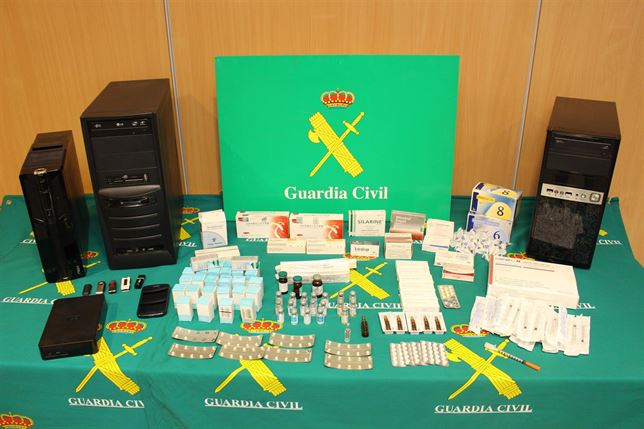 guardiacivil's tweet photo. El deporte es salud,en su práctica,no te la juegues tomando sustancias de dudosa procedencia.
http://t.co/cRtuYABOU5 http://t.co/ZWf7WYQlso