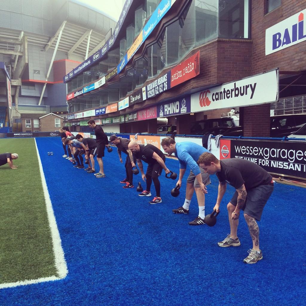 RichardHughes13's tweet photo. Tough workout @ArmsParkCardiff, great energy & spirit #savage #preinternational #TeamCF #motivation #drive #fun http://t.co/YTaDZjr7Hb
