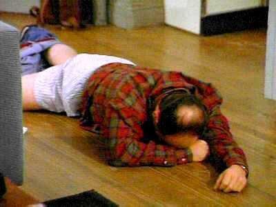 Seinfeld__101's tweet photo. What delay industries? No no this is a apartment. http://t.co/HLreCWty4d