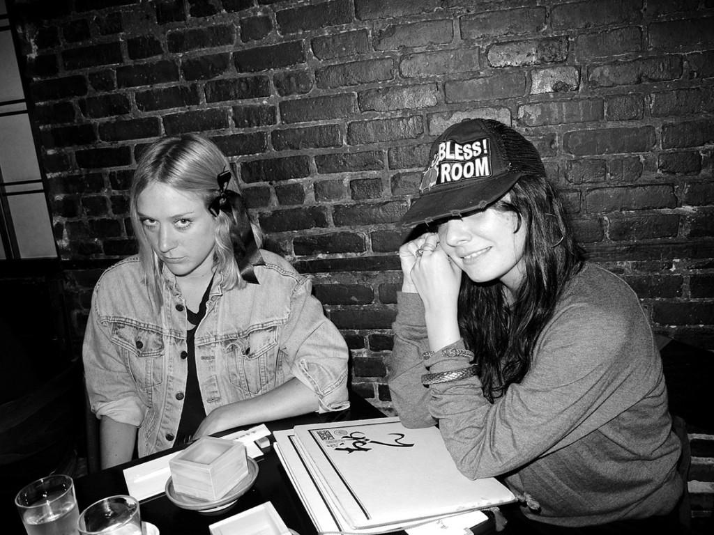 jenespada's tweet photo. @nlyonne your friends are total baes. 🔥 #chlomo #lizzo http://t.co/i7mUacW2TR