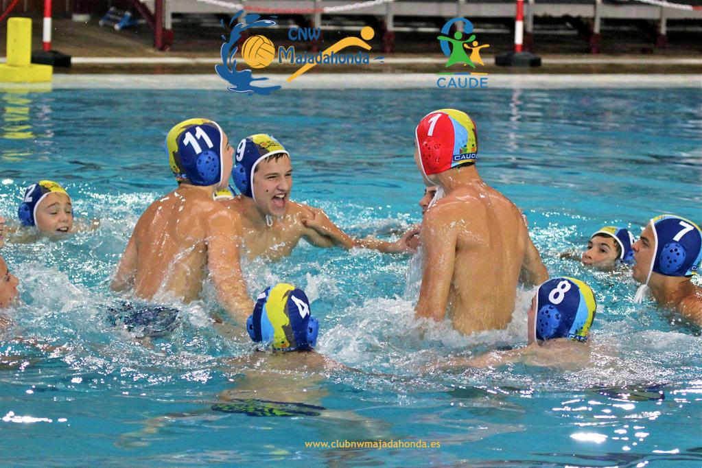 WpEncinas's tweet photo. #ResultadosWP #Cadete
Cto @fmn_oficial 1D
@realcanoe
12-6
@CNWMajadaCaude
¡Hale #Majadahonda! http://t.co/0rCdxMdKUY