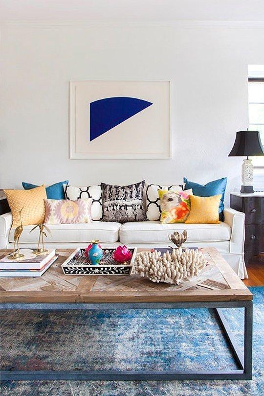 AptTherapy's tweet photo. There's Still Time! 5 Daring But Easy & Quick Design Ideas to Add… http://t.co/fA1mYd48ah #PillowsThrows #Painting http://t.co/3HM1s2aOOH