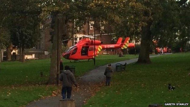 BBCLondonNews's tweet photo. Boy, 10, critical after #Plumstead unmarked police car collision http://t.co/g4VQPBNBJ9 http://t.co/aX0FJyiX0S