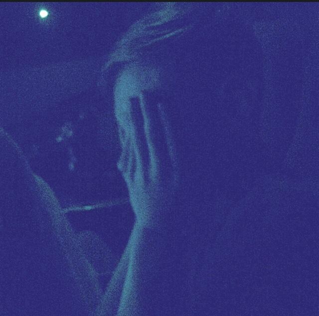 FrankieRoberts8's tweet photo. This is how clay watched the last 40 mins of interstellar ha! P.s Don't use your phone in the cinema #IBrokeTheRules http://t.co/iSzZrSKQfh