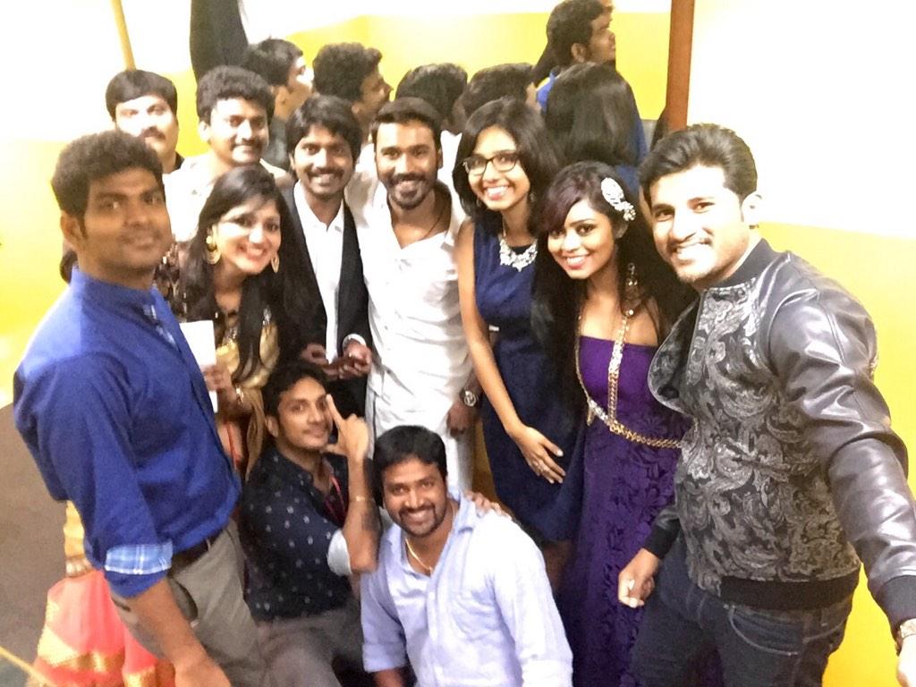 dhanushkraja's tweet photo. Had a blast at indian sensation Malaysia!!Thanks for all the love and support.With some of the performers and team :) http://t.co/0BsokGVIyU