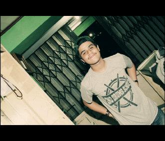 DheaMetha's tweet photo. Ayabbb dsr ♥RT "@FikriNvl: Gantenggggg yaaaaa ;$“@DheaMetha: http://t.co/IKGnDb2ivu”"