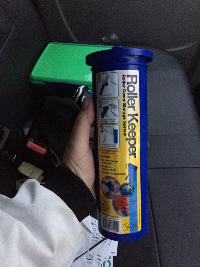 decorum28's tweet photo. Storing wet paint rollers just got so much easier & so much more professional #rollerstorage http://t.co/djcVcUO1Vh http://t.co/oTrXvkxaJo