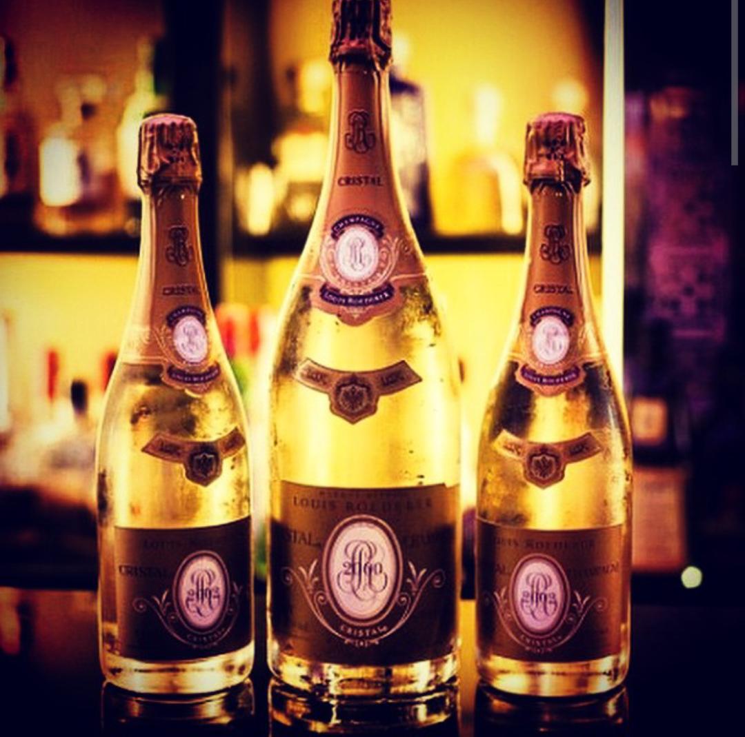 BetoSagna's tweet photo. @LouisRoederer_  #champagne #cirstal #louis #roederer #milan #italy http://t.co/ILVmJbJkNy