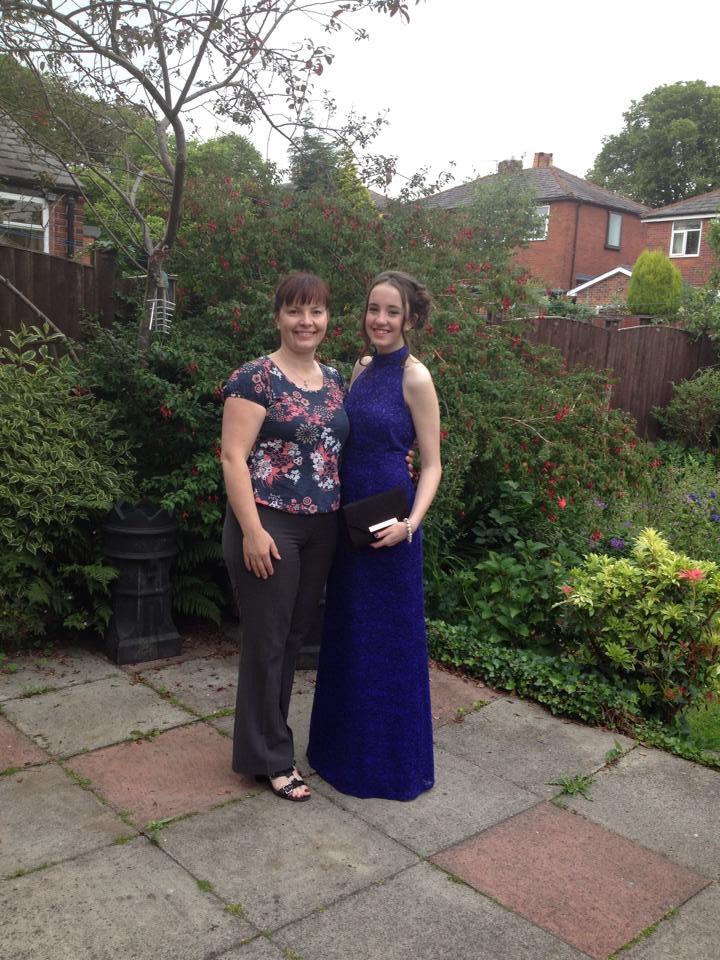 BainbridgeNaomi's tweet photo. Love this picture / #TeamBainbridge http://t.co/yjP2NSnXPr