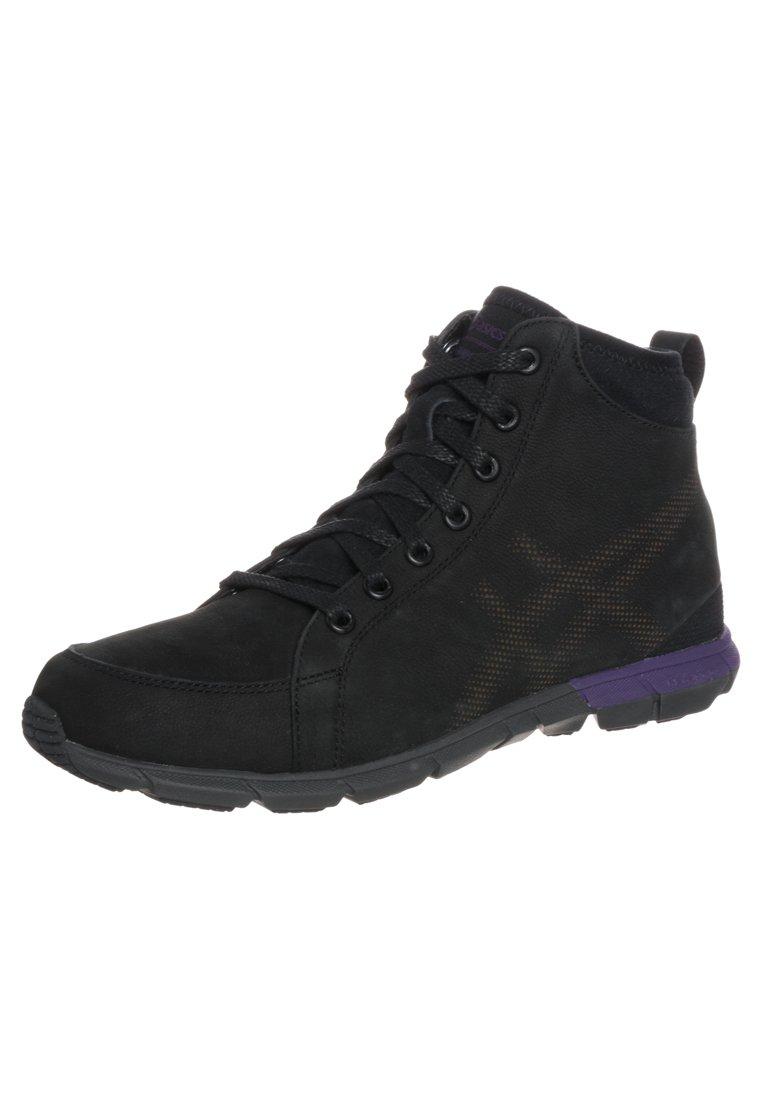 Zapatillas de Walking tambien en tu tienda #asicsbilbao. Antes 150Euros / Ahora 75 Euros!  #comodidad #amortiguacion