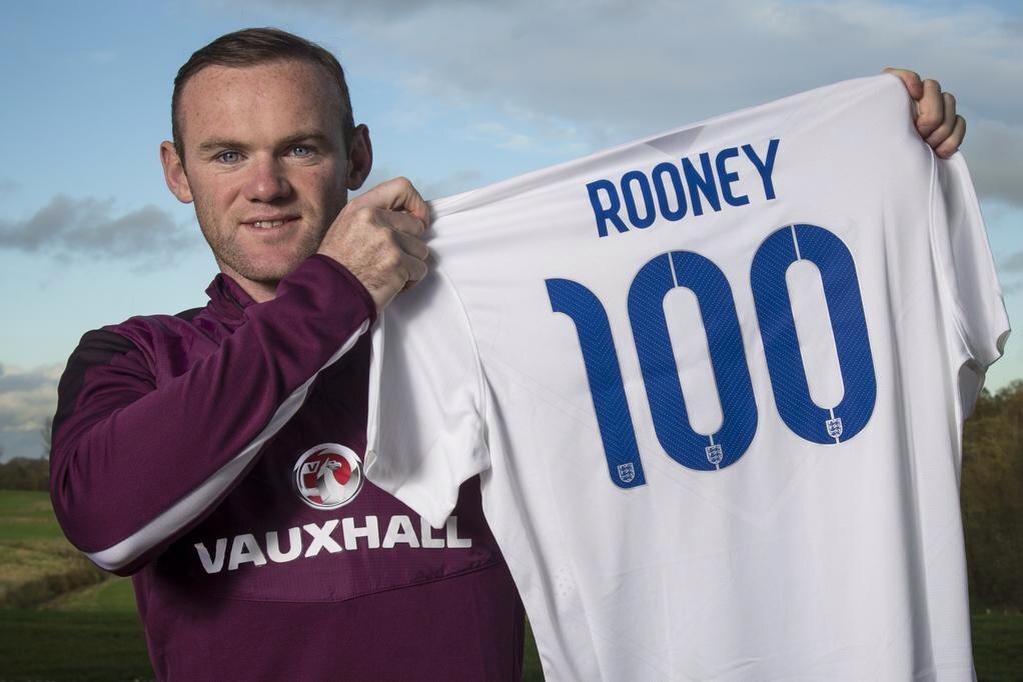champ_ian's tweet photo. Special day for @WayneRooney today. I've not seen many players with the work rate that he has. Well deserved!

#WR100 http://t.co/Jq6tfvR6kv