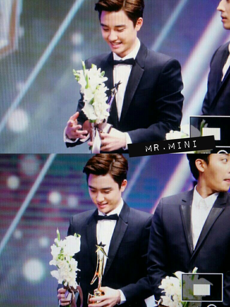 Mr__mini's tweet photo. 141115 대전드라마페스티벌 #경수 
경수야 신인상 정말정말 축하해😢😭😭🙊♡♡♡♡♡ http://t.co/pCYlno9zlt