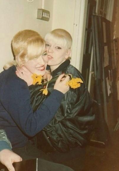 Skinbyrd1969's tweet photo. Blonde. http://t.co/bzfgpGQk5e