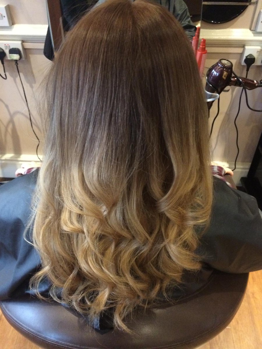 SarahASCF's tweet photo. @saloncalledfish @Joico @SalonConceptsUK Going #ombrecrazy in the salon today, created by myself Level 3 Stylist. http://t.co/1QHGqQdUkx