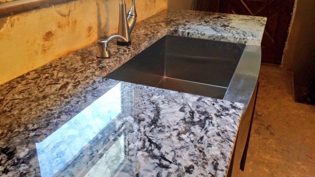 FlawlessKitchen's tweet photo. #lennon #granite #blue #kitchen #remodel #somersetma  #farmsink #apronsink #stainlesssteel http://t.co/5txUTPKiUE