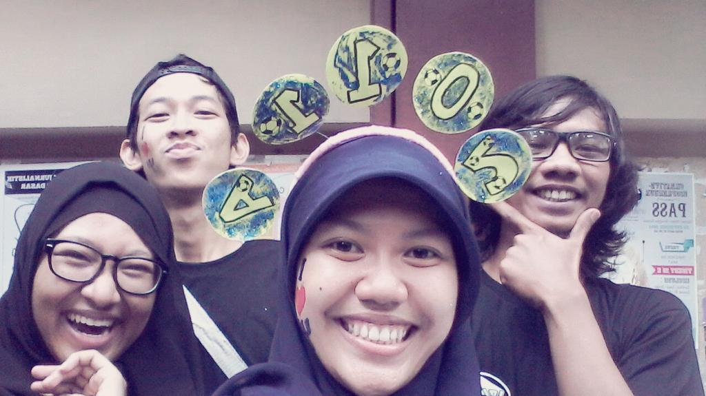 ragayu's tweet photo. @Psychomonth 2011A #psychomonth19th #psycoselfie #jalansantai http://t.co/pnzMffgicC