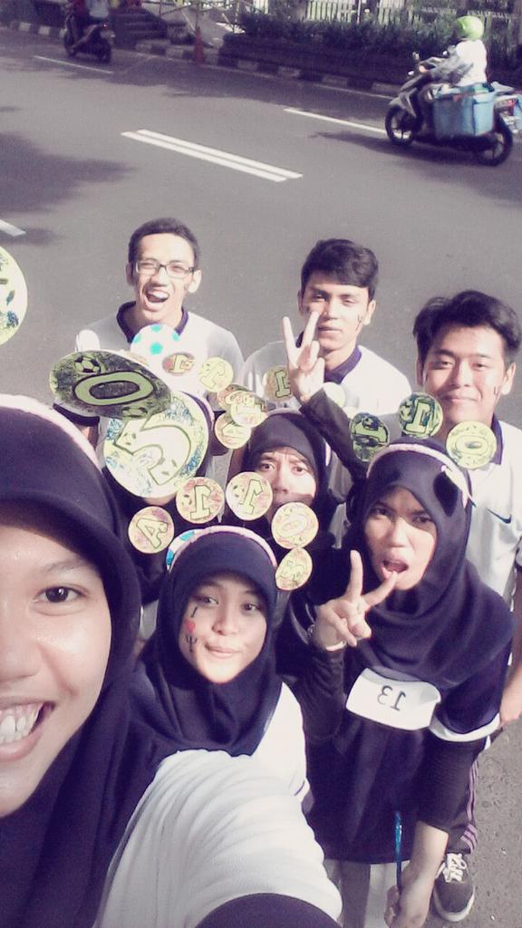 ragayu's tweet photo. @Psychomonth 2011A #psychomonth19th #psycoselfie #jalansantai http://t.co/pnzMffgicC