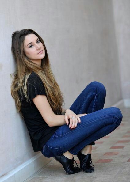 ¡HAPPY BIRTHDAY SHAILENE WOODLEY! 