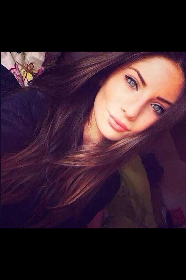 Nazli35Girl's tweet photo. Turkish girl 🚀 http://t.co/pOk61ZMmTF