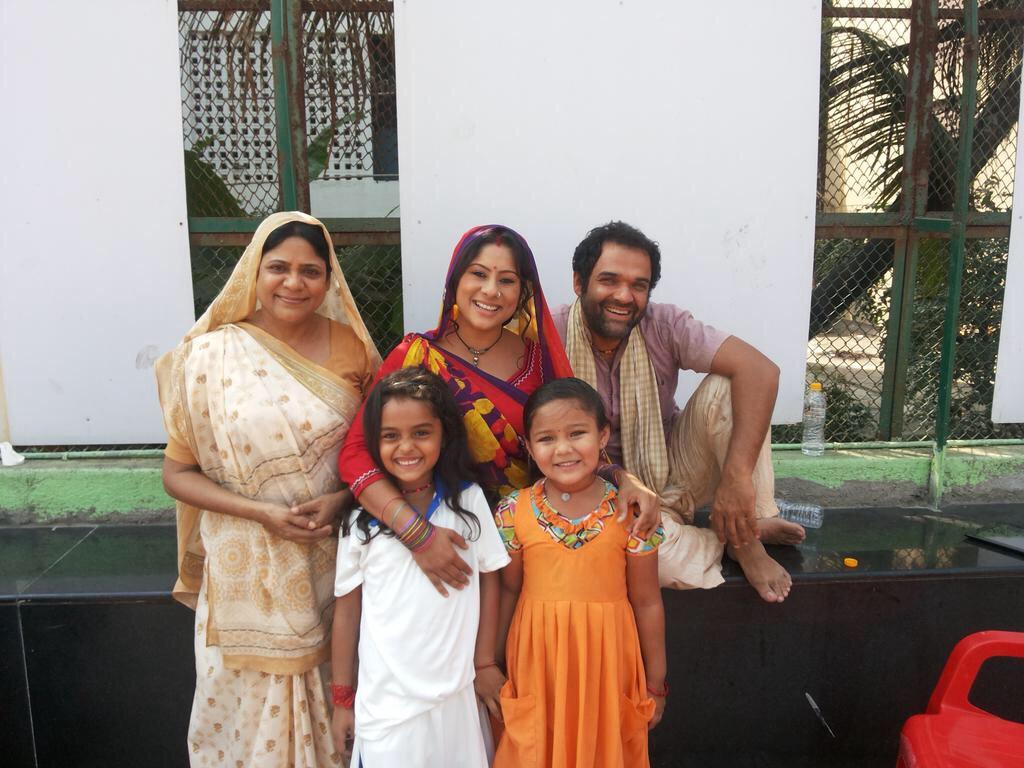 spandanofficial's tweet photo. Race behind the scene candid💕💕💕❤️❤️❤️💕💕💕!!🙊😋 http://t.co/8l1TDCs9uv