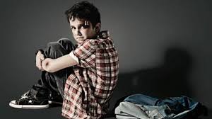 BastaBullyng's tweet photo. gracias a los nuevos seguidores ya han firmado el pacto contraa el bullying http://t.co/o89TRwWgtB