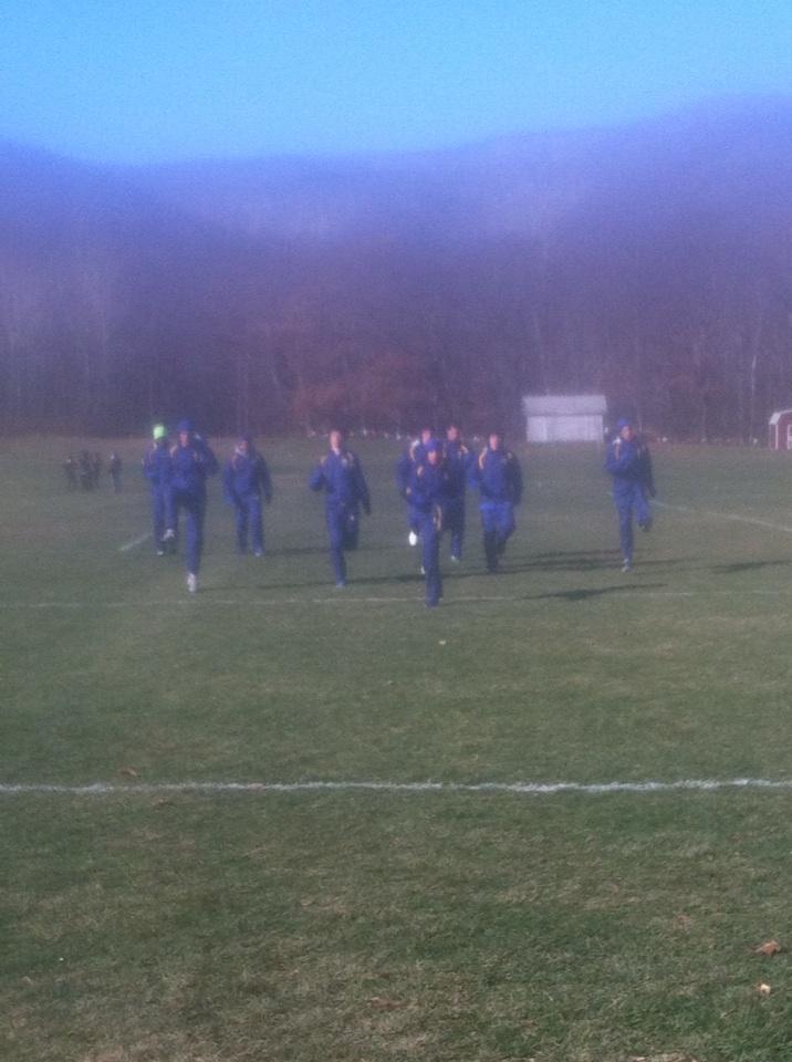 WOOXCTF's tweet photo. Men's cross country warms up for 11am start for NCAA d3 Championships http://t.co/qBvPU3mMh6
