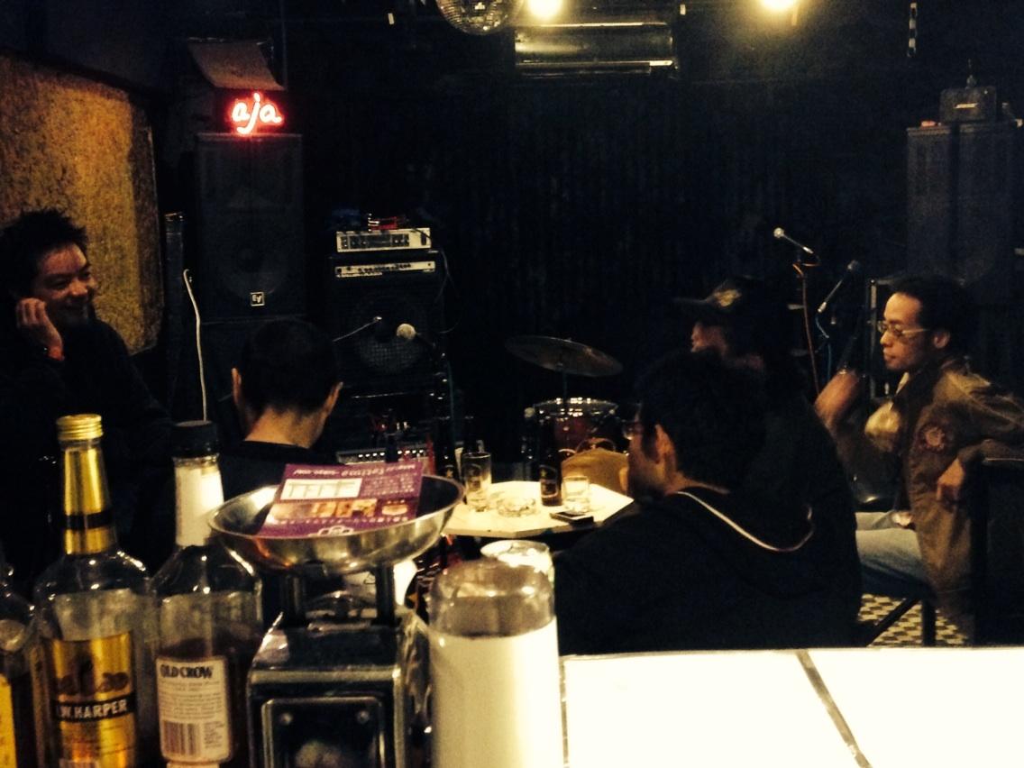 中野坂上ライブバーaja tweet media