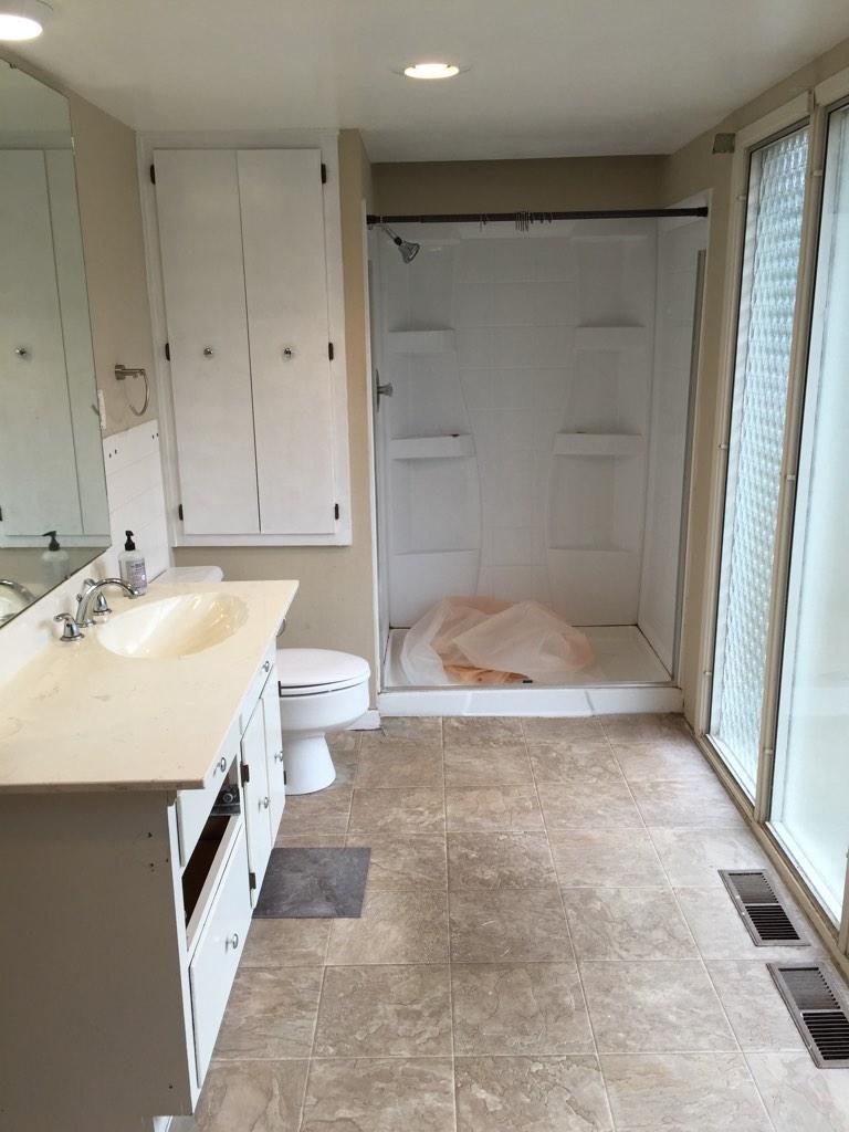 txelle's tweet photo. Commencing bathroom renovation.  I hope this goes as well as it does on hgtv... http://t.co/EPVzSUhr3n