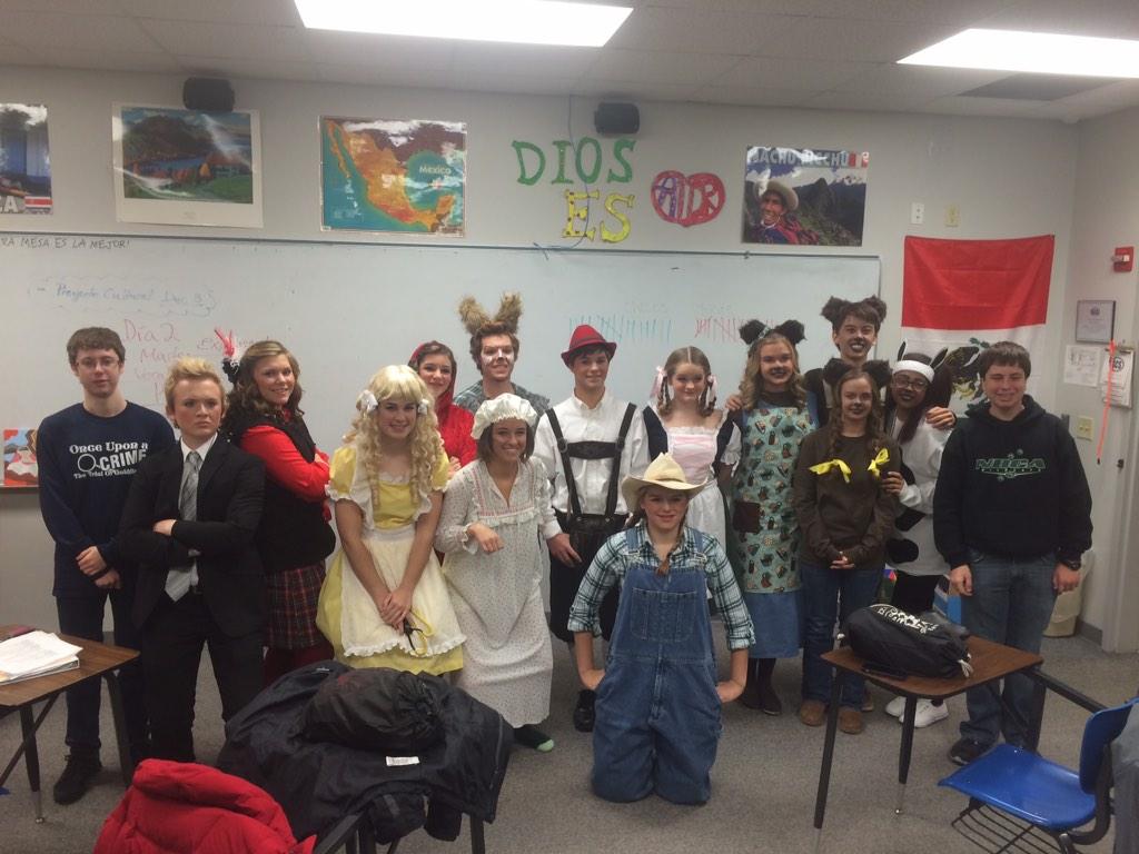 5 min till showtime at State #wildcatwin