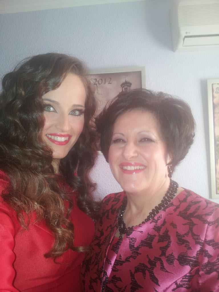 ananieto91's tweet photo. Vamos a por la ultima boda del año 7/7 #bodaprimoluis http://t.co/wLl7hiwrrn
