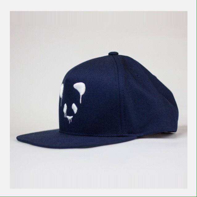 DeorroGT's tweet photo. Amigos! Tenemos producto oficial de Deorro a la venta! Últimos accesorios disponibles! http://t.co/0Q5MJhdJP0