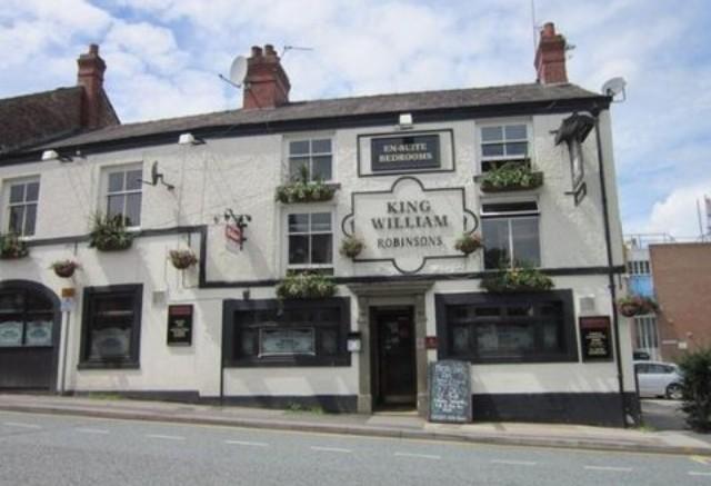 WilmslowXmasTre's tweet image. Can't wait to get started with the best Christmas trees this Christmas #29thnov  #wilmslow #festive #Nordmantrees