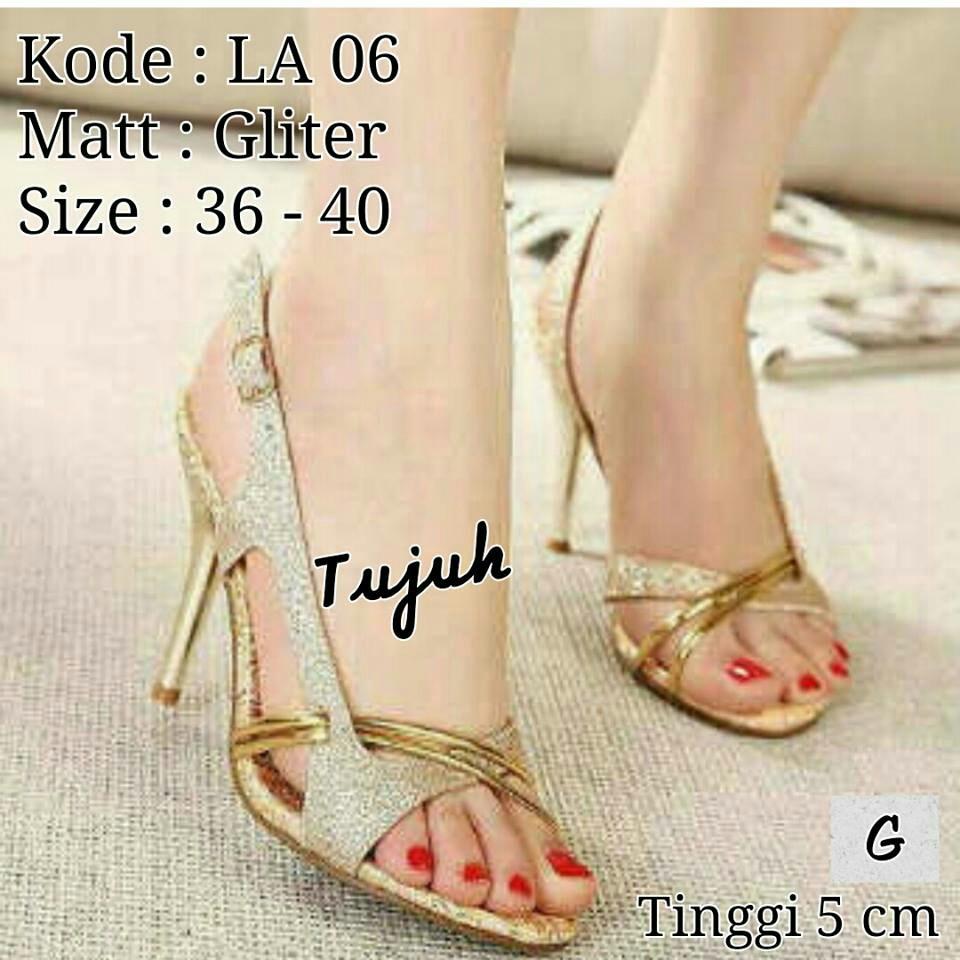 Juliecollection's tweet photo. Ts. @105rb http://t.co/2QrrT9sAkd