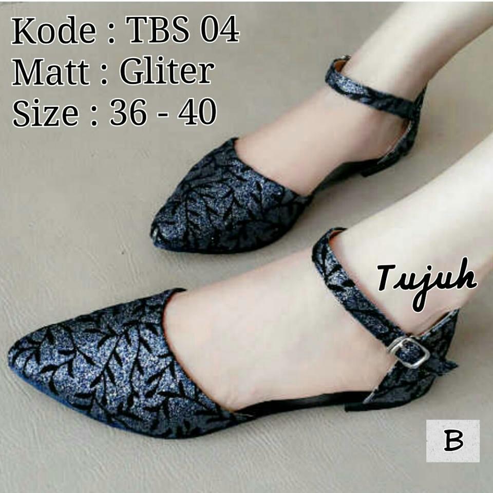 Juliecollection's tweet photo. Ts. @75rb http://t.co/IrMMM26cJf