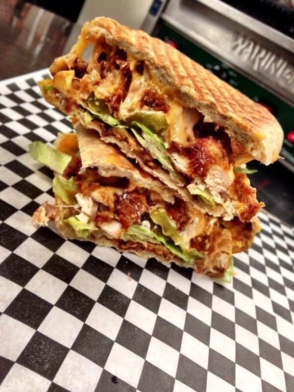 ClutchWings's tweet photo. Turkey Day Melt and the Famous Fried Chicken Melt running all weekend! #itscoldout #wedeliver http://t.co/7ajrq3Lf7U