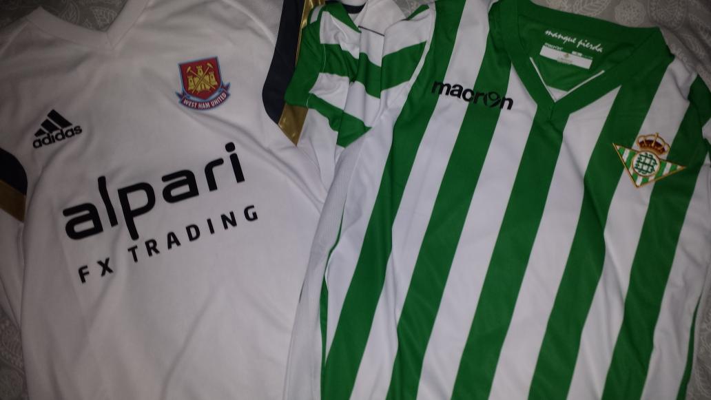 “<a href="/vazquezortega11/">MARCOVAZQUEZ</a>: En mi cumpleaños gracias a <a href="/SEVILLANISIMA/">ANGIE MEDRANO</a> y <a href="/AdriSanMiguel/">Adrián San Miguel</a> mas #HammersBetis que nunca ” Grande😃👏