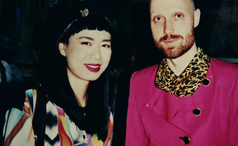 culturashoes's tweet image. Presentation of #artistshoes in the first  #walkingartgallery  at #sameheads #berlin #neukoelln #shoes #fashion #art