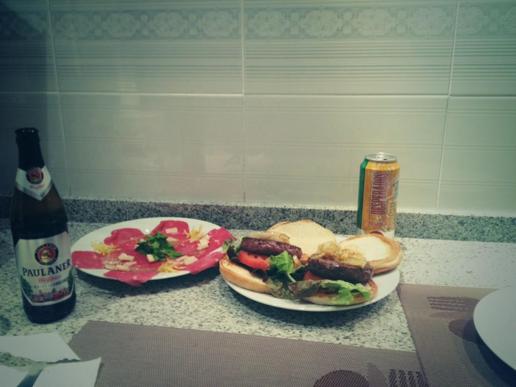 elxacal's tweet photo. Cena top con @danimerklee #topchef http://t.co/kRMidTx567