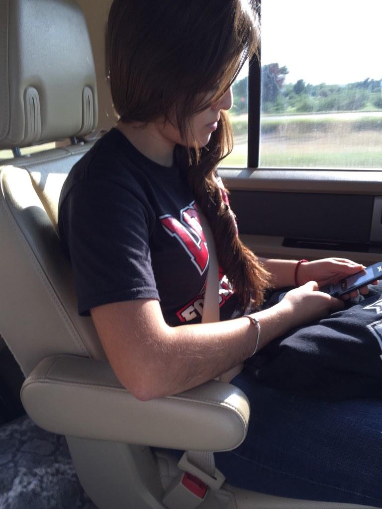 amandazapata3's tweet image. #Laredobound with ruby 👯