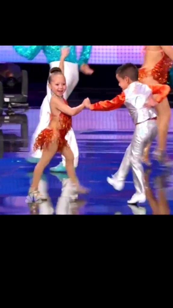 BeberlyDevers's tweet photo. Thank you #AGT #americagottalent #NBC love my life .... Dance is my passion...💃🏃 http://t.co/l94bPDuBzj