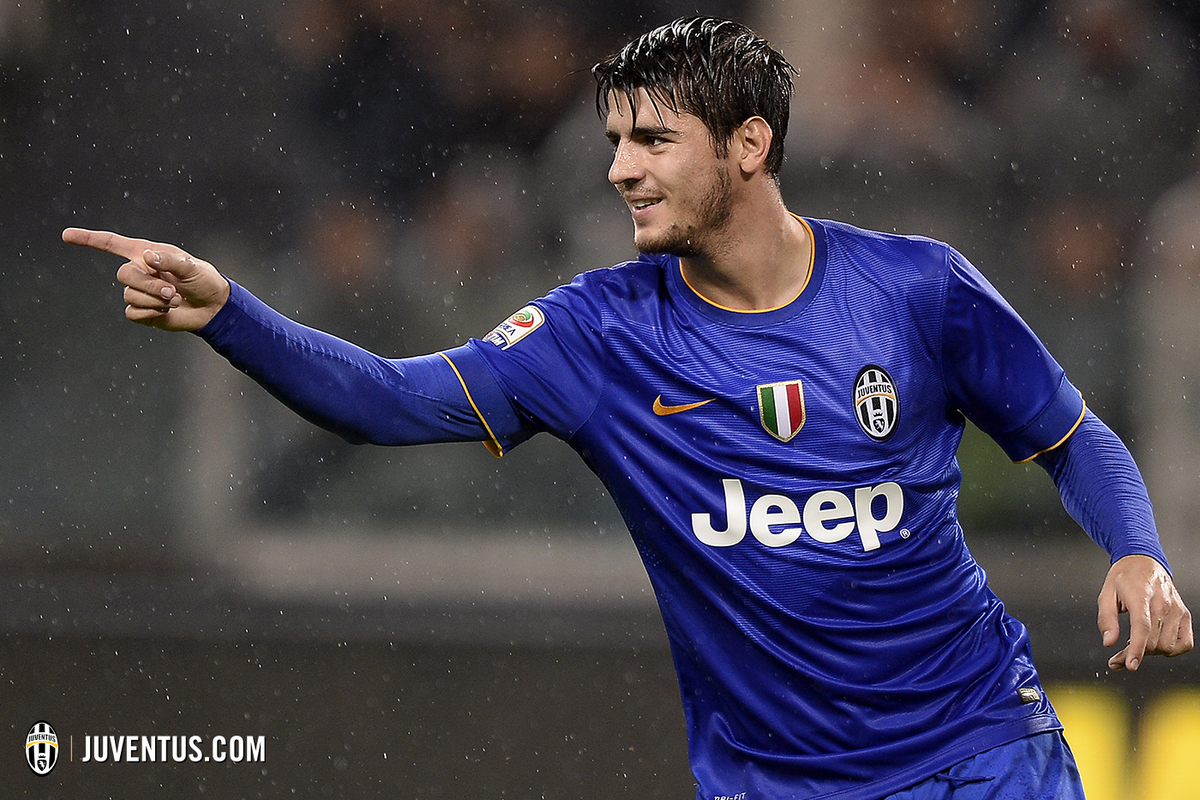 juventusfc's tweet image. Il nostro @AlvaroMorata stasera in nazionale maggiore @SeFutbol contro la Bielorussia #VamosAlvaro! #EURO2016 #ESPBEL