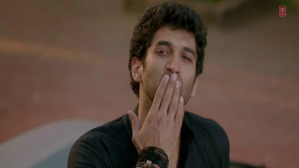 " Happy Birthday Aditya Roy Kapur! Love you so much! 