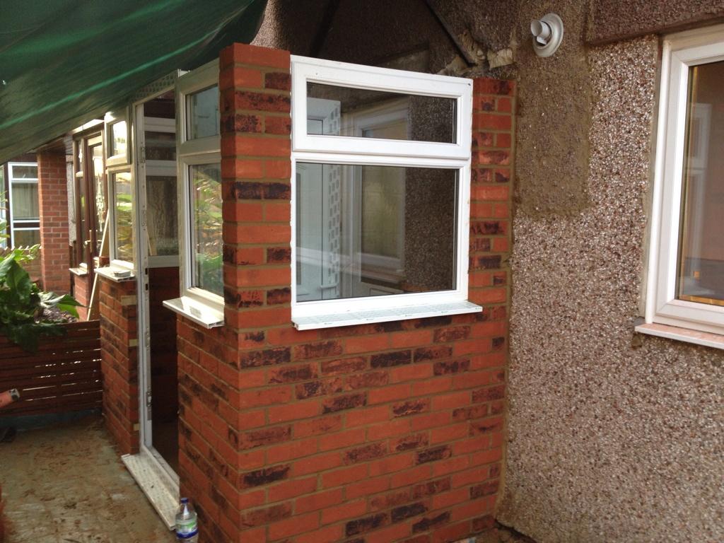 ExtendablesLtd's tweet photo. We build porches, extensions, loft conversions come rain or shine 
http://t.co/dlfAkAvYsh http://t.co/D1goGEvTAY