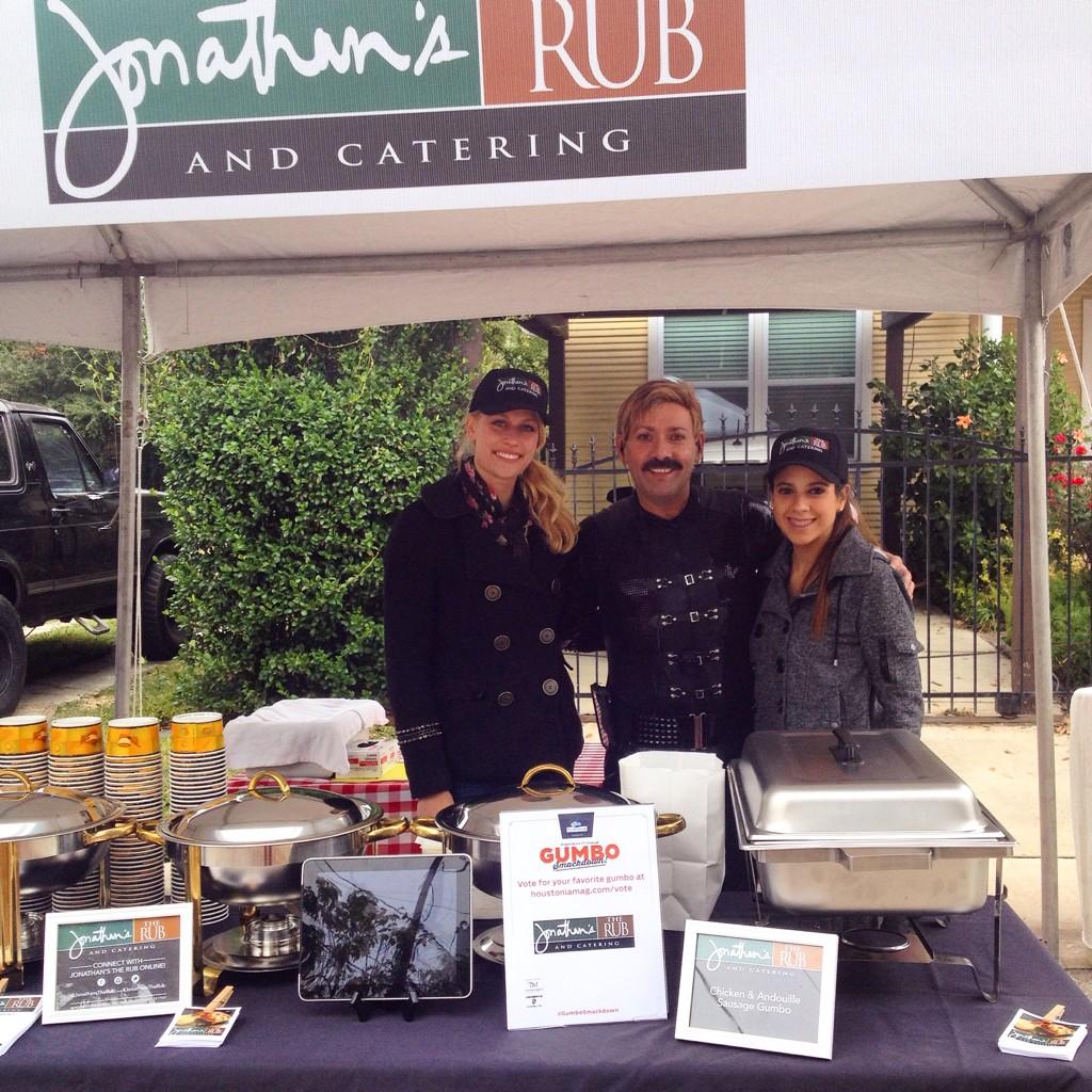 <a href="/HoustoniaMag/">Houstonia</a>, "best photo with @juan_carlos1024" is a category today, right?  #HoustoniaGumboSmackdown